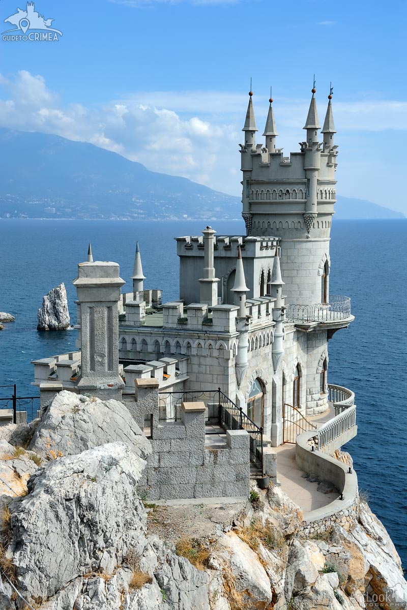Neo-Gothic Castle "Swallow's Nest" - The symbol of the south coast of Crimea